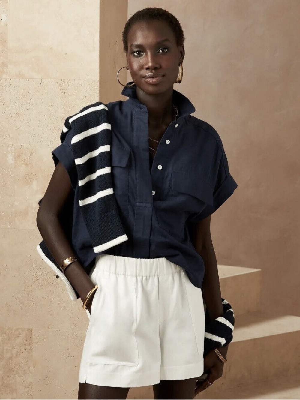 Banana Republic Essential Roll Cuff Shirt Small
